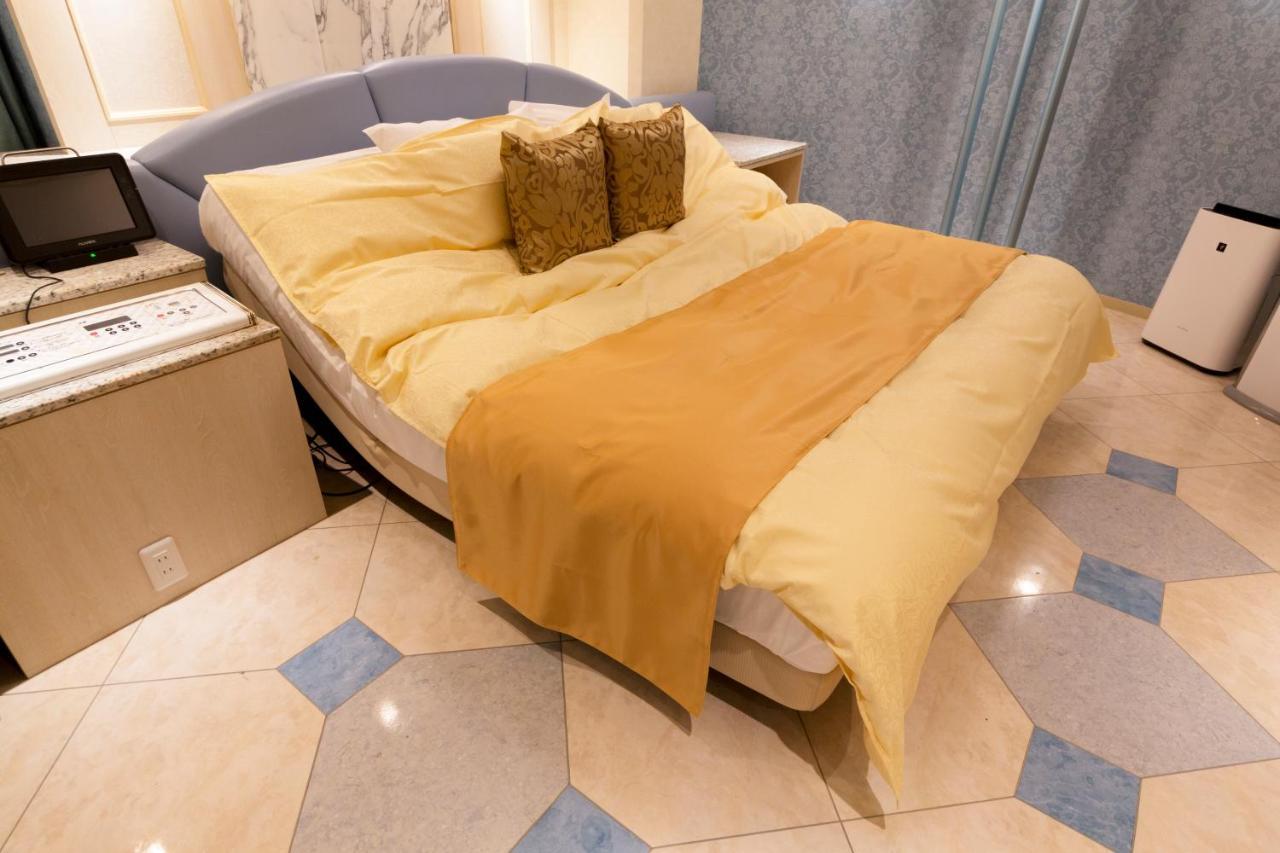 Hotel Luna Ikeda (Adults Only) Екстер'єр фото
