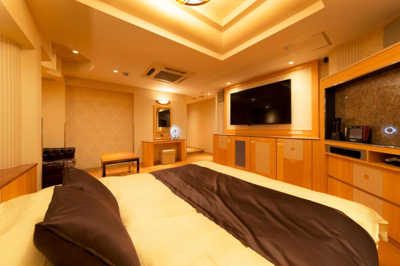 Hotel Luna Ikeda (Adults Only) Екстер'єр фото