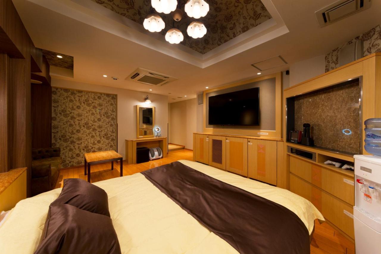 Hotel Luna Ikeda (Adults Only) Екстер'єр фото